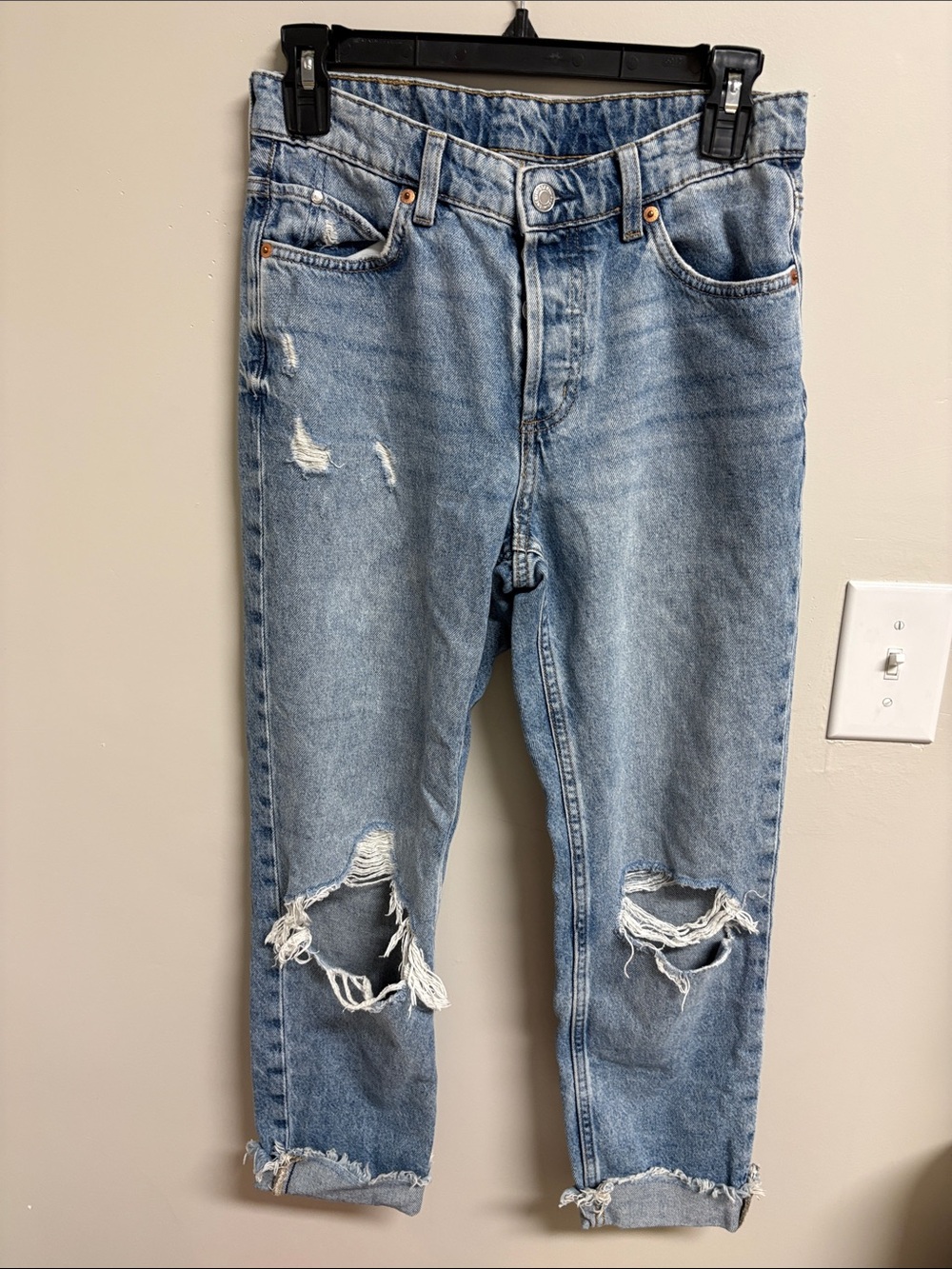 H&M Light Blue Distressed Boyfriend Jeans